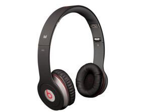 Beats Solo with ControlTalk (Negro)