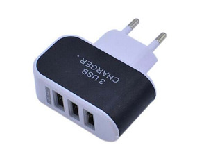 Enchufe 3 Puertos LED USB Negro