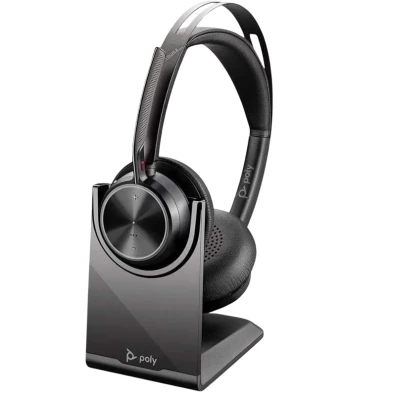 Auriculares inalámbricos PolyVoyager Focus 2 con adaptador USB-C y Soporte de carga