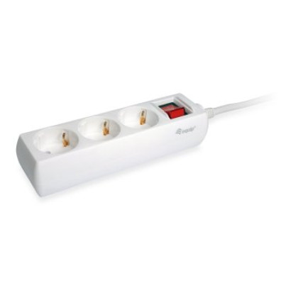 Regleta de alimentación Equip con 3 tomas, cable de red de 1.5 metros y botón de apagado/encendido