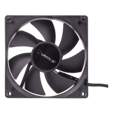 Ventilador Interno UNYKA 90mm Color Negro 7 Aspas