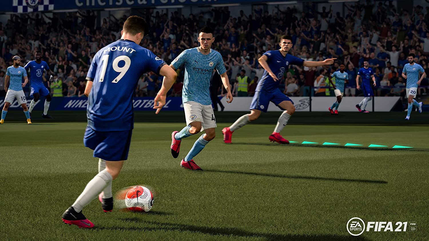 Sony Consola PS4 Pro 1TB + FIFA 21 Edição Real Madrid